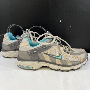 Nike Air Alvord Series Womens Grey Trail Running Snekaers Size 10 SKU 6525